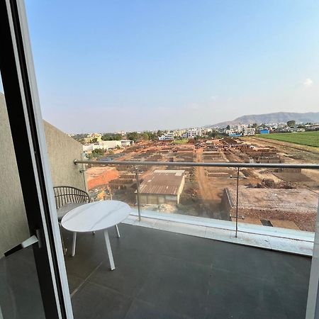Vits Satyajeet Karad Otel Dış mekan fotoğraf
