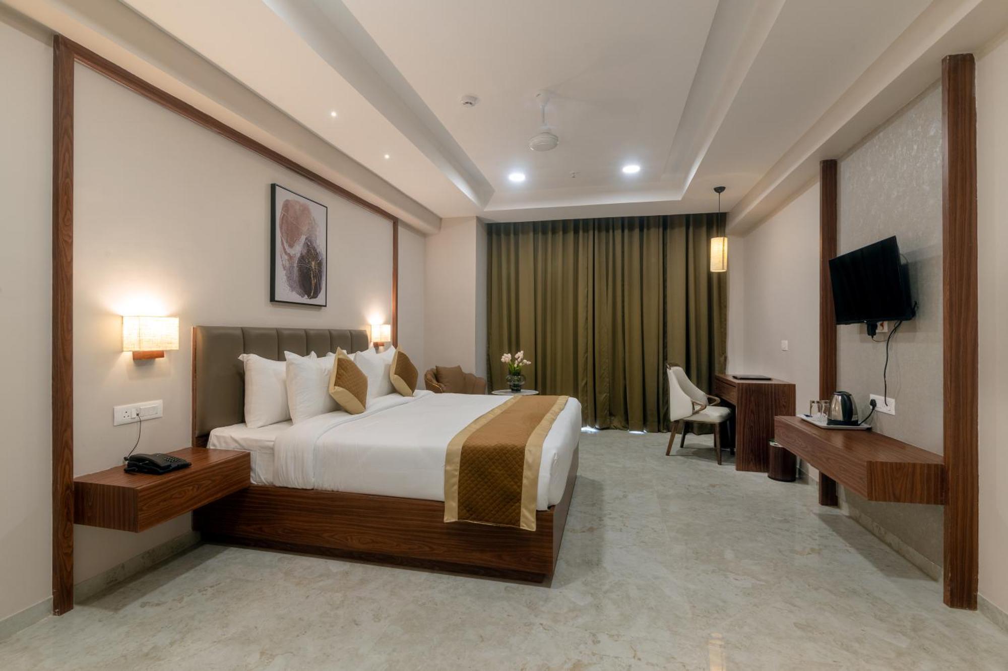 Vits Satyajeet Karad Otel Dış mekan fotoğraf