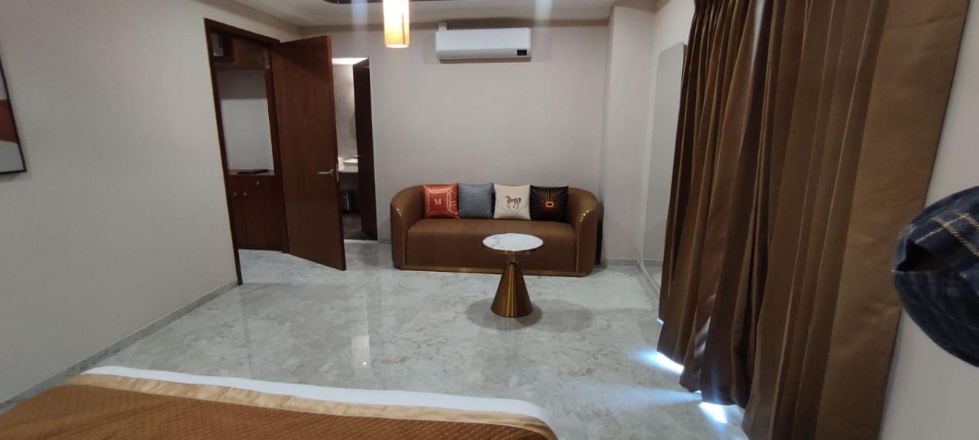 Vits Satyajeet Karad Otel Dış mekan fotoğraf