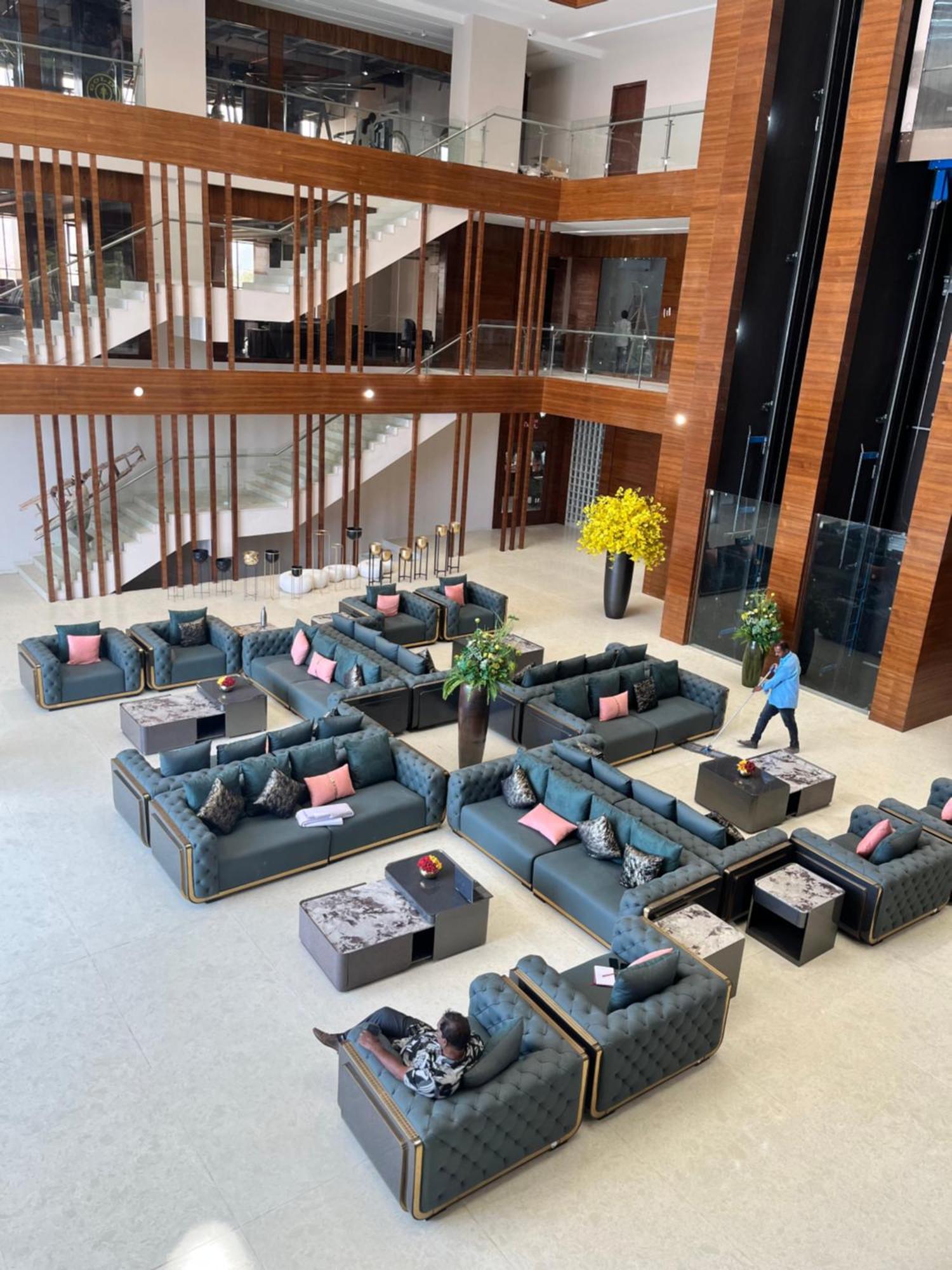 Vits Satyajeet Karad Otel Dış mekan fotoğraf